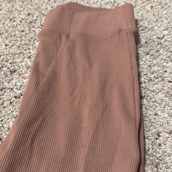 NWOT Naked Wardrobe Women's Ribbed Sculpting  Leggings - Picture 3 of 6